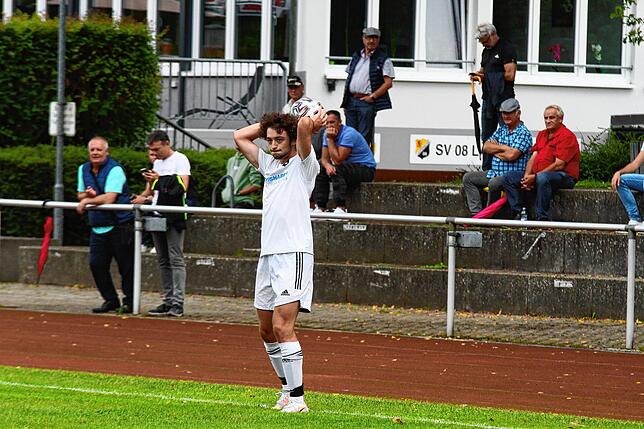 Bild 21: SV 08 Laufenburg gewinnt nach turbulentem Start mit 5:0 gegen den VfR Hausen &ndash; und wir haben Bilder!