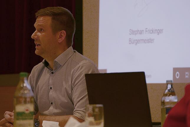 „Sie können die Prädikatisierung nutzen, um touristische Fördermittel zu beantragen“, begründete Leibertingens Bürgermeister ...