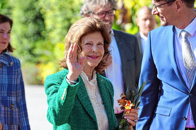 Bild 3: Königin Silvia besucht die Mainau: Die Bilder vom Besuch