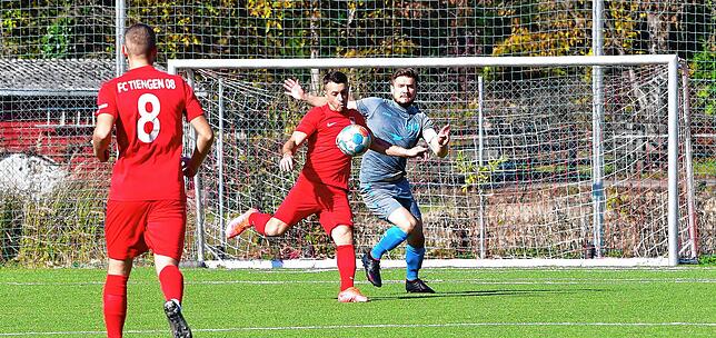 Bild 13: FC Tiengen 08 beendet seine Niederlagen-Serie mit einem 5:1 gegen den SV Jestetten &ndash; und wir haben Bilder!
