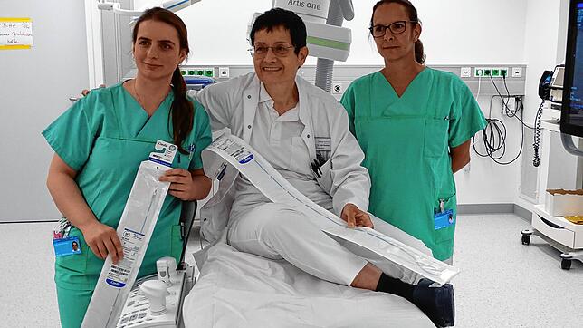 Ruth Strasser (Mitte) und ihre beiden Mitarbeiterinnen, Krankenschwester Mirije Ademi Luma (rechts) und Medizinische Fachangestellte ...