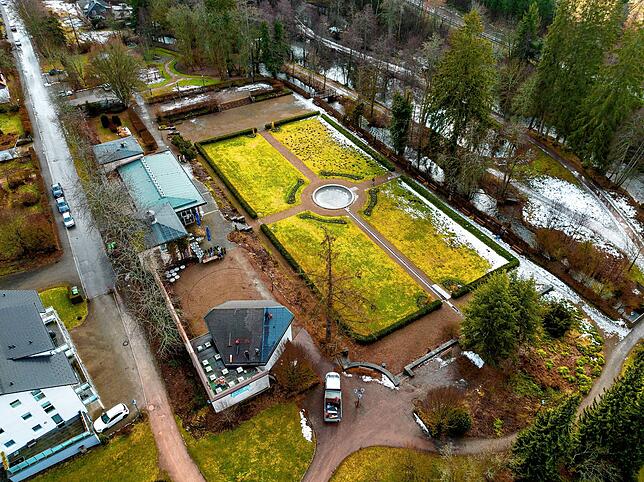 Der Kurpark beim Kneippbad wird aufgefrischt. Ein Planer soll nun einen Vorschlag unterbreiten.