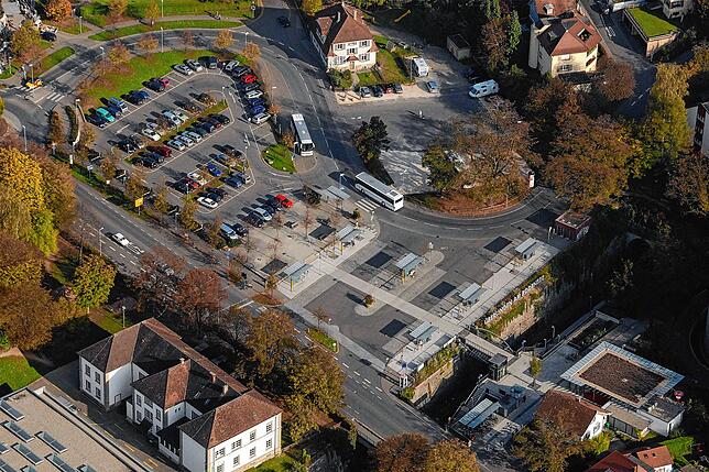Ein Luftbild des Areals: Im oberen Teil soll der Hotelbau entstehen. Auf diesem Bild aus dem Jahr 2007 steht noch der inzwischen ...