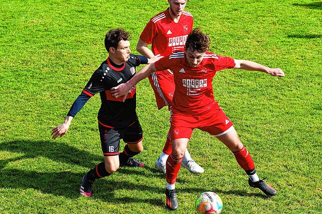 Bild 13: VfR Bad Bellingen fegt den FC Rot-Weiß Weilheim mit 9:0 vom Platz &ndash; und wir haben Bilder!