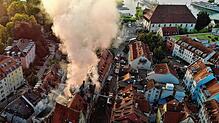 Dramatische Szenen: Nicht auszudenken, was passiert wäre, hätte der Brand in der Zollernstraße auf weitere Teile der Altstadt übergegriffen.