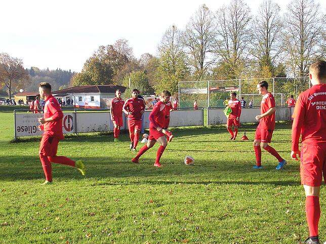 Die Spieler in den Kinder- und Jugendligen machen den Fußballclub Wolterdingen stark. Das Bild zeigt eine Trainingssituation der ...