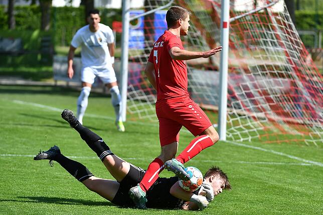 Bild 7: SV 08 Laufenburg unterliegt mit 1:3 bei der Reserve des Bahlinger SC &ndash; und wir haben Bilder!