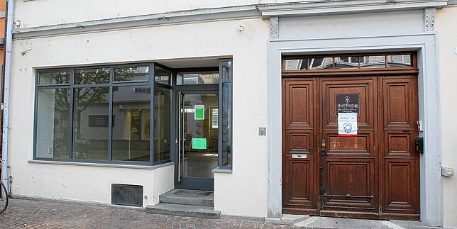 Hussenstrasse 13 im Mai. Das kleine Geschäft ist leer, noch weiß keiner, was hier einziehen könnte.