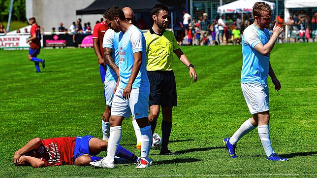 Bild 21: SG Höchenschwand/Häusern steigt nach 4:0 gegen FC Erzingen II auf &ndash; und wir haben Bilder!