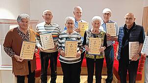 Die Geehrten (von links): Laura Walther (25 Jahre Mitglied), Dieter Weidermann (40), Marlis Höhl (50), Herbert Sutter (50), Ute Wirth ...