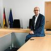 Johannes Daun im kleineren Sitzungssaal, in dem während der Corona-Krise kaum Verhandlungen stattfinden können. Denn hier ist es schwer, ...
