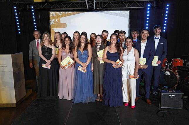 Bild 3: Schillernder Abiball des Klettgau Gymnasiums Tiengen – Teil 1