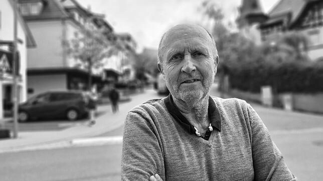 Joachim Kramer auf einem Foto aus dem Wahlkampf für die Kommunalwahl 2024. Er war eine Institution für die Stockacher Sozialdemokraten. ...