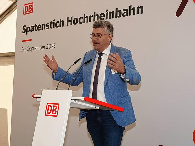 Martin Kistler, Landrat des Landkreises Waldshut, sprach zu den Gästen.