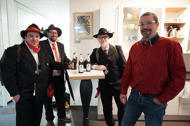 Die ersten Besucher: Wälder in der Redaktion Bad Säckingen.
