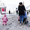 Schnee ist schön, macht die Fortbewegung aber beschwerlich. Grund genug für Gesprächsstoff.