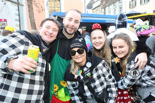 Bild 4: Konstanzer Straßenfasnacht 2025: Die Altstadt wird zum Narrenparadies - Die Bilder vom Abend!