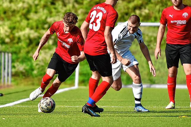 Bild 8: FC Hochrhein siegt mit 5:2 beim SV 08 Laufenburg II &ndash; und wir haben Bilder!