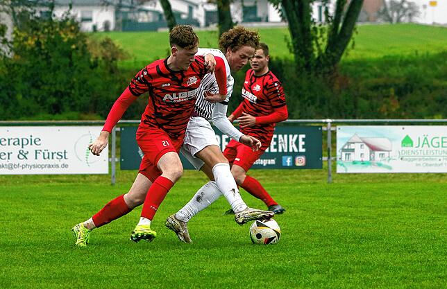 Bild 41: Acht Tore im Duell zwischen FV Walbertsweiler und SV Deggenhausertal. Wir haben die besten Bilder!