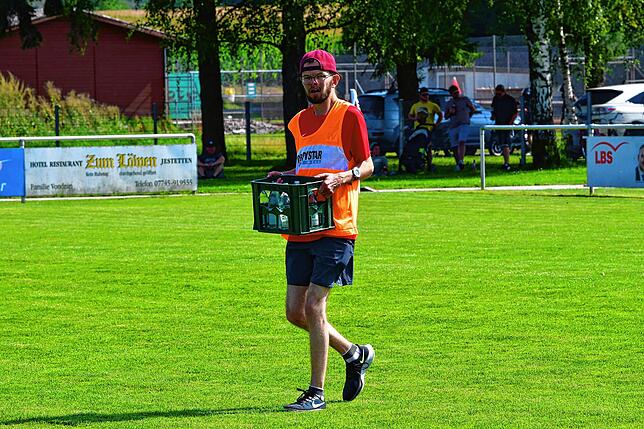 Bild 1: Und hier gibt es die Bilder vom 6:1-Heimsieg des SV Jestetten gegen den FC RW Weilheim
