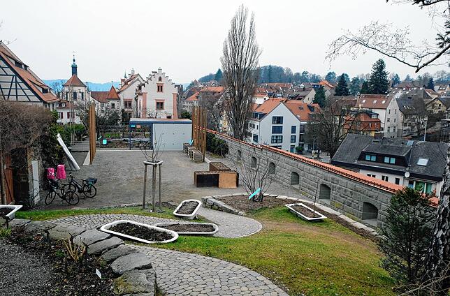 Ungewohnte Blicke auf die Stadt eröffnen die neuen Rosenobelgärten.