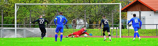 Bild 9: TuS Efringen-Kirchen siegt 2:1 bei der SG FC Wehr/Brennet &ndash; und wir haben Bilder!