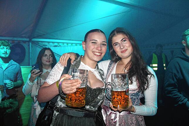 Bild 13: Bilder vom OktoBär-Fest des MV Horheim am Samstag