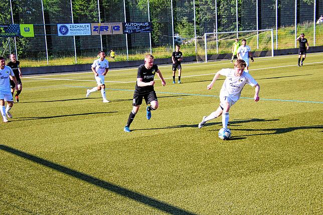 Bild 5: Die besten Bilder vom nervenaufreibenden Rückspiel um den Bezirksliga-Aufstieg in Schönwald