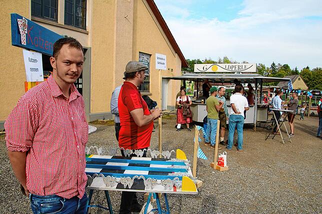 Nico Keller (links) war einer der Handballer des Turnvereins, die für die Herbsttagung der Vereinigung Schwäbisch-Alemannischer ...