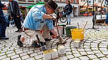 Im Oktober 2021 verlegt Gunter Demnig in der Rietstraße die ersten Stolpersteine in Villingen-Schwenningen.