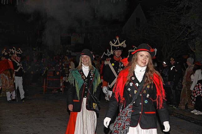 Bild 29: Heudorf im Hegau: Nachtumzug der Heuliecher begeistert mit festlicher Stimmung