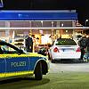 Die Araltankstelle in der Singener Südstadt ist in der Singener Tuningszene Dreh- und Angelpunkt. Hier kontrollieren Polizeibeamte im ...