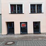 Für das Geschäft in der Neugasse 5 scheint noch kein Interessent gefunden worden zu sein.