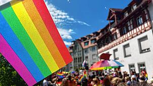 Beim Überlinger CSD ziehen die Demonstrierenden mit bunten Kostümen, Flaggen und Musik durch die Innenstadt. Ziel: Für Vielfalt, ...