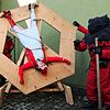 In diesem Jahr droht das Folterrad dem Landrat Martin Kistler. Sollte er verurteilt werden, schnallen ihn die Henker auf die hölzerne ...