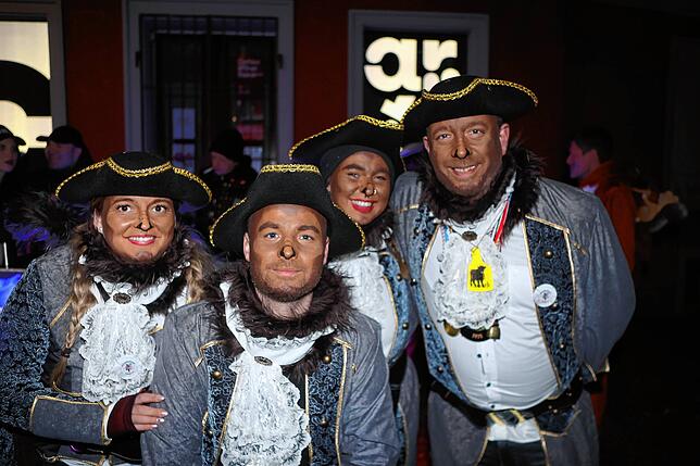 Bild 25: So glückselig wird am Rosenmontag in Konstanz weitergefeiert