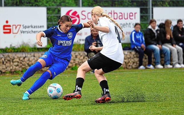Bild 7: Unsere große Bildergalerie vom Oberliga-Spiel der B-Mädchen des Hegauer FV gegen den FV Deuchelried