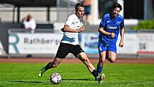 Scheinbar entschieden: Nach dem Treffer zur 3:0-Führung durch Valentino Colella (vorn) schien der Sieg für die SG FC Wehr/Brennet beim ...