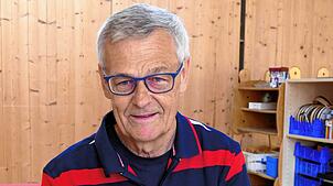 Jürgen Leppin ist einer der Lesepaten. Sein Ehrenamt bereitet ihm Freude. Foto: Gemeinde