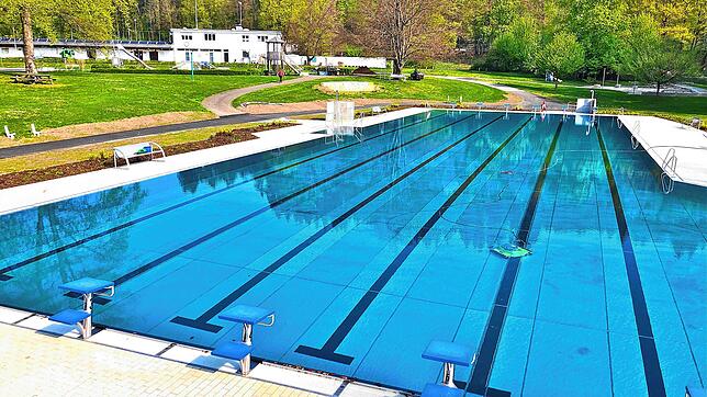 Im Waldbad Bad Säckingen bleibt die Heizung für die Becken ab sofort ausgeschaltet.