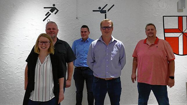 Der geschäftsführende Vorstand des TSV Stetten a.k.M. (von links): Elise Pepke (Mitgliederverwaltung), Florian Pepke (Vorstand), Andreas ...