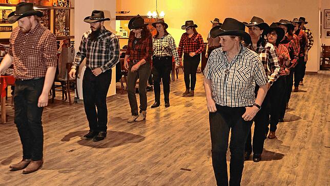 Der Country Western Club Bad Säckingen lebt die Leidenschaft für Country und Line-Dance aus. Foto: Norbert Heim