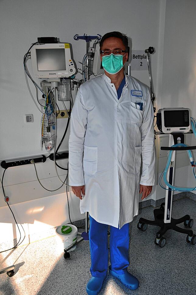 Prof. Dr. Jochen Wöhrle, Chefarzt der Klinik für Kardiologie, Angiologie, Pneumologie und Internistische Intensivmedizin am Medizin ...