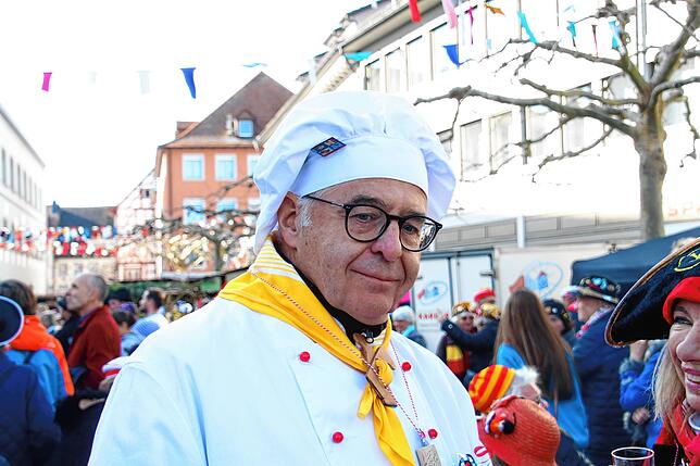 Bild 19: Der närrische Jahrmarkt auf dem Marktplatz Radolfzell (Teil 1)