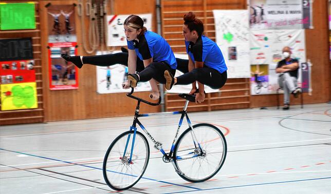 Starke Leistung: Letizia Daudey (links) und Sofia Baier vom RV Lottstetten fuhren mit Besteleistung in Amorbach auf Rang fünf bei den ...
