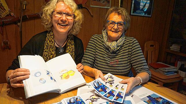 Zwei Kunstrichtungen, zwei Künstlerinnen, ein Genuss &ndash; so könnte man die Ausstellung von Nathalie Scherrer aus Hüfingen und Monika ...