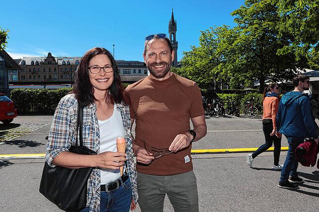 Bild 8: Internationale Bodenseewoche 2024: Entlang der Konstanzer Hafenmeile flanieren die Besucher
