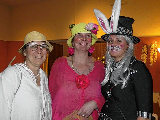 Bild 17: Wiiberfasnacht: Das begeisterte Publikum brachte den Saal zum Beben - die Highlights in Bildern!