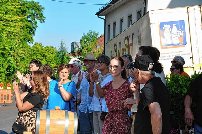 Bild 1: Markdorfer Stadtfest bei Sonnenschein und guter Stimmung