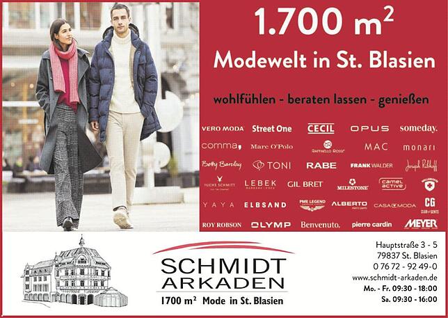 Bild 1: Int. Bildhauersymposium St. Blasien: Kunst unter freiem Himmel in der Domstadt
